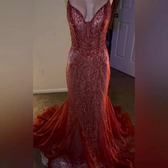Embellished Red Sequin Mermaid Gown Prom Dress - Picture 1 of 3